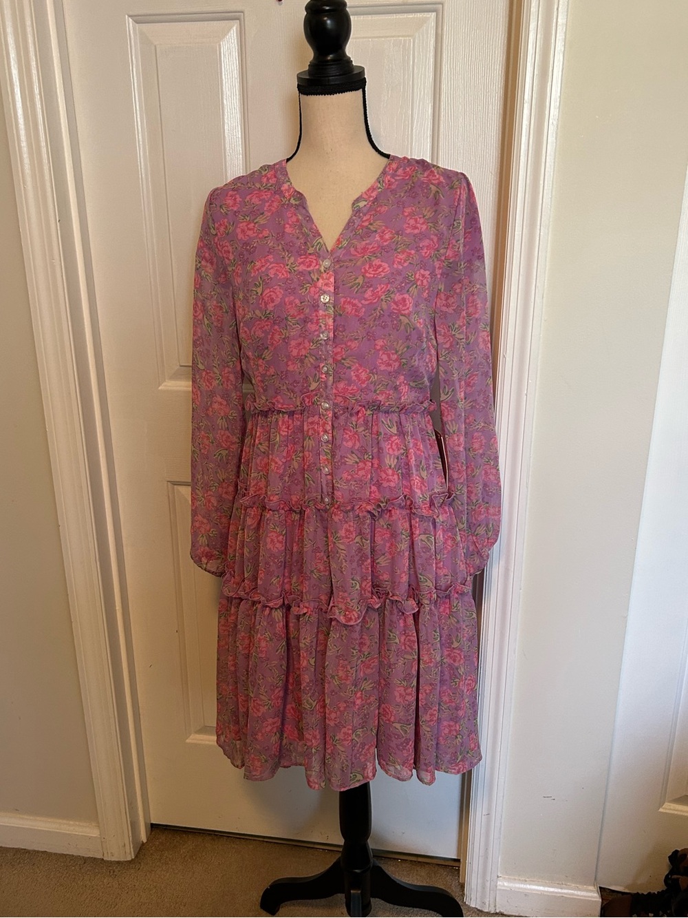 Ivy City Co Lydia Midi Tiered Dress in Pink Floral - Picture 3 of 14